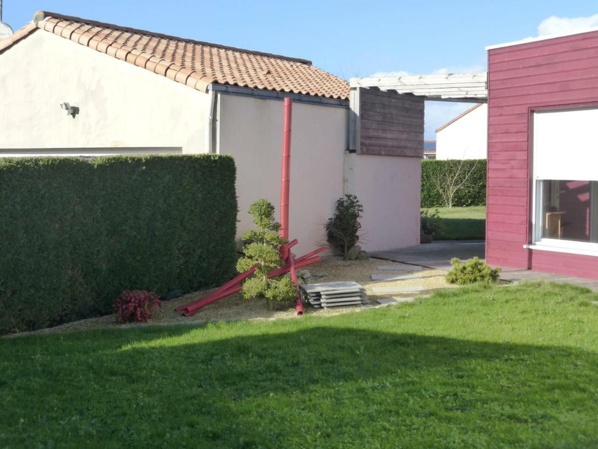 La cabane du Bonheur Les Herbiers Extérieur photo
